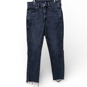 GAP Black Skinny Staight Jeans size 6/28